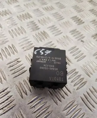 Toyota Avensis T270 Window wiper relay 8594005060