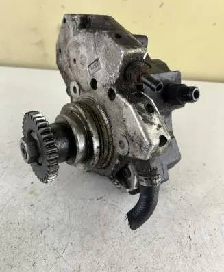 Jeep Grand Cherokee (WK) Fuel injection high pressure pump 0445010095 A6420700201
