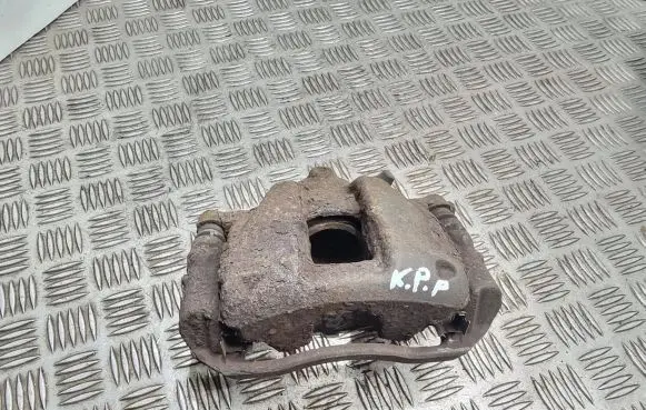 Honda CR-V Front brake caliper