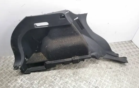 Trunk/boot lower side trim panel