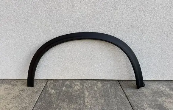 Suzuki Vitara (LY) Rear arch trim 7725154P0
