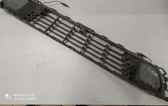 Citroen C5 Front bumper lower grill 9681052677