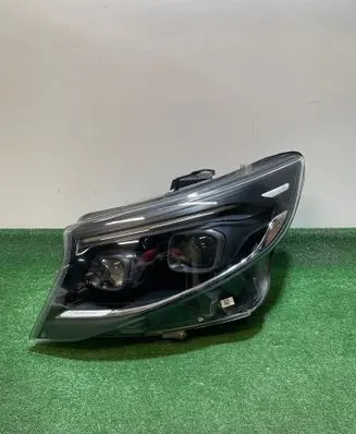 Mercedes-Benz Vito Viano W447 Headlight/headlamp A4479068101
