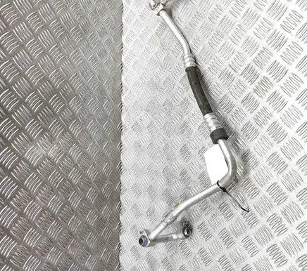 BMW i3 Air conditioning (A/C) pipe/hose 9291148