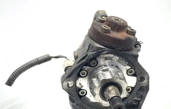 Toyota Avensis T250 Fuel injection high pressure pump 221000G010