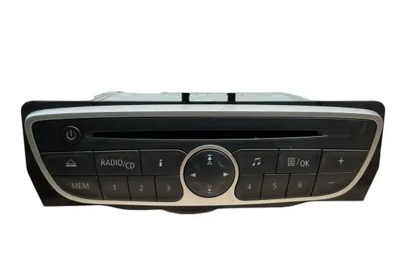 Renault Megane III Radio/CD/DVD/GPS head unit 281150030R