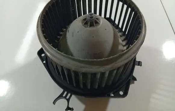 Heater fan/blower