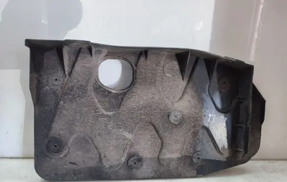 Engine splash shield/under tray