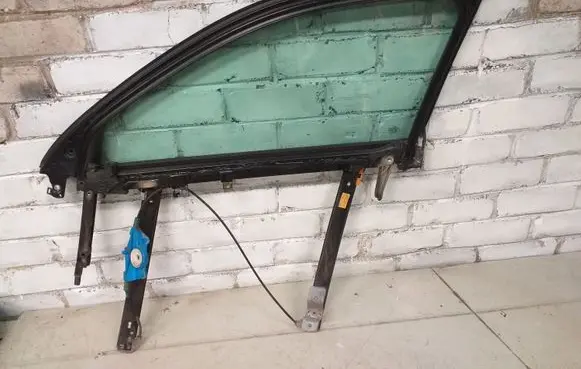 Audi A4 S4 B7 8E 8H Front window lifting mechanism without motor 8E0827401B