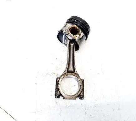 Volkswagen PASSAT B5.5 Piston with connecting rod