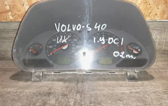 Volvo S40, V40 Speedometer (instrument cluster) 30623049G 50021260
