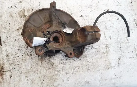 Volkswagen Touran I Front wheel hub