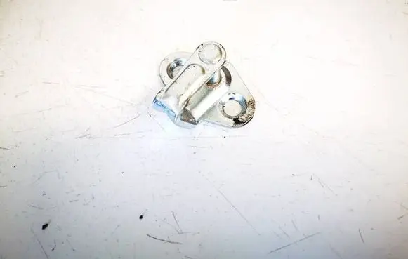 Opel Astra J Front door lock loop/hook striker 