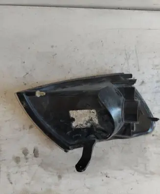 Toyota Carina T190 Front indicator light 6R01952