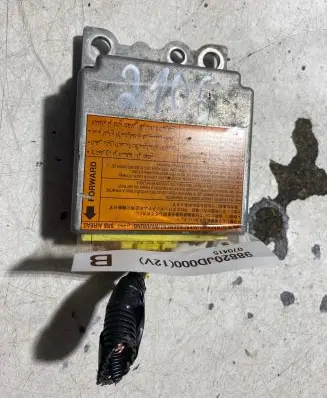 Nissan Qashqai Airbag control unit/module 98820JD000 070415