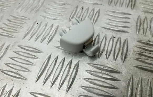Sun visor clip/hook/bracket