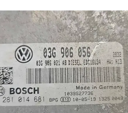 Volkswagen Touran I Engine control unit/module 03G906056 03G906021AB 0281014681