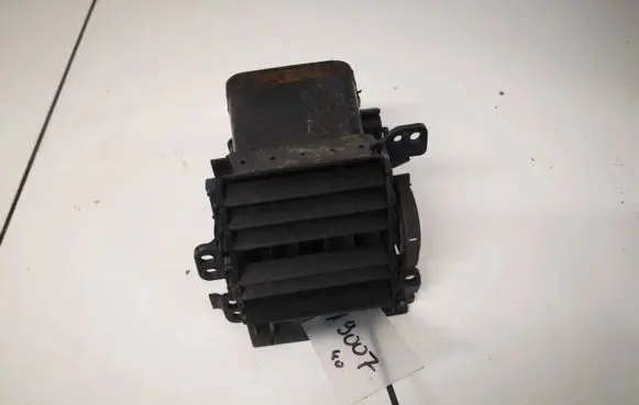 Toyota Auris 150 Dash center air vent grill 5562002110 55620-02110