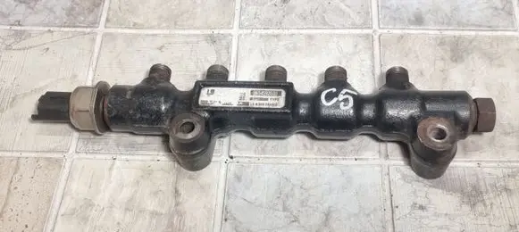 Citroen C5 Fuel main line pipe 9654592680