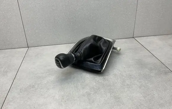 Nissan X-Trail T32 Gear lever shifter trim leather/knob 969354CC0A