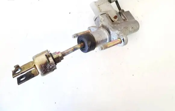 Clutch master cylinder