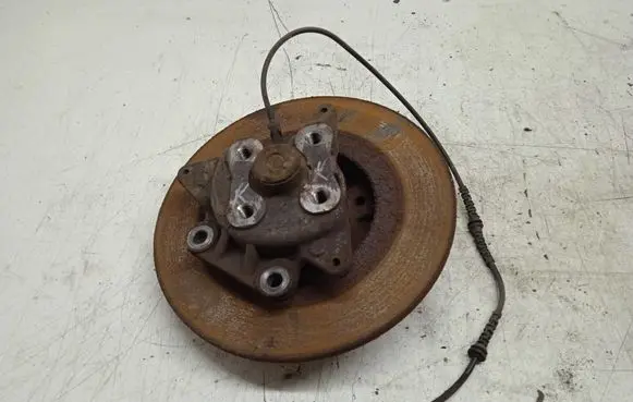 Renault Scenic III - Grand scenic III Rear wheel hub