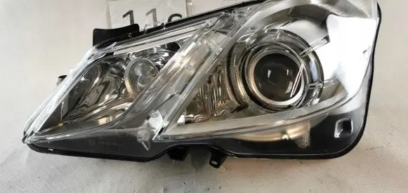 Mercedes-Benz E W124 Headlight/headlamp A2078200159