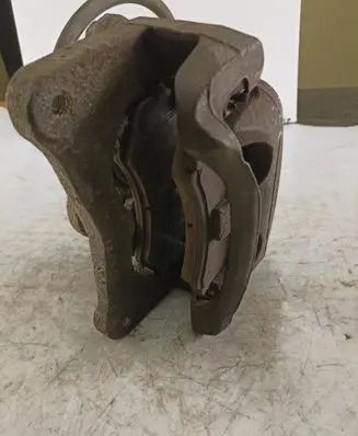 Mitsubishi Grandis Front brake caliper