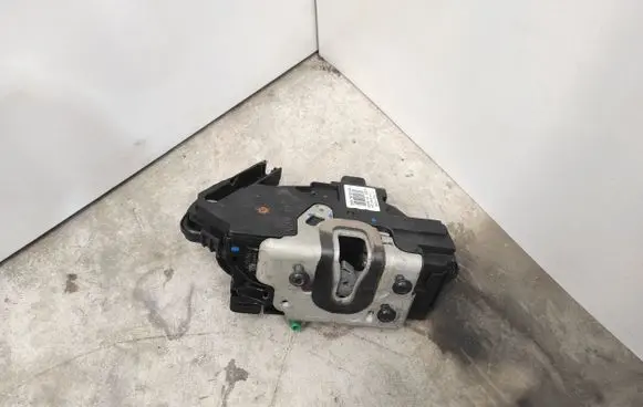 Ford Explorer V Front door lock BB5A7821812