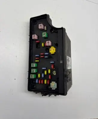 Dodge Caliber Fuse box set P04692207AF