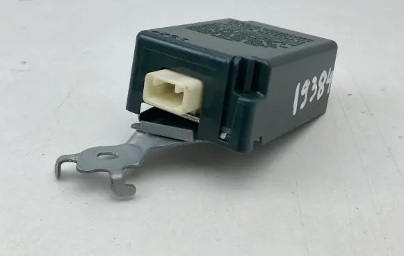 Toyota Prius+ (ZVW40) Tire pressure control unit 8976047040 1584001411 1551A13BDE