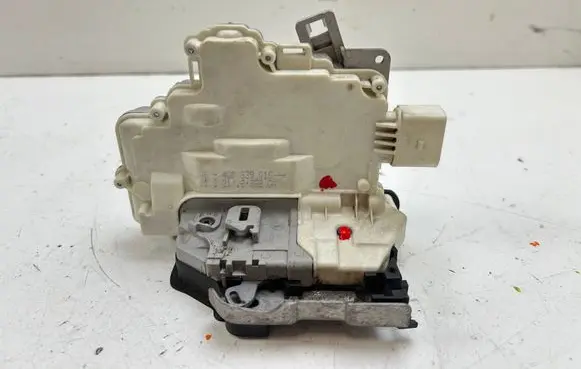 Audi A6 S6 C7 4G Rear door lock 4G0839016