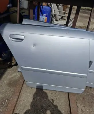 Audi A4 S4 B7 8E 8H Rear door