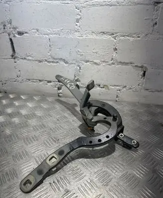 BMW 5 F10 F11 Tailgate/trunk/boot hinge 7206640