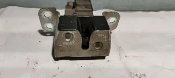Chevrolet Captiva Tailgate/trunk/boot lock/catch/latch
