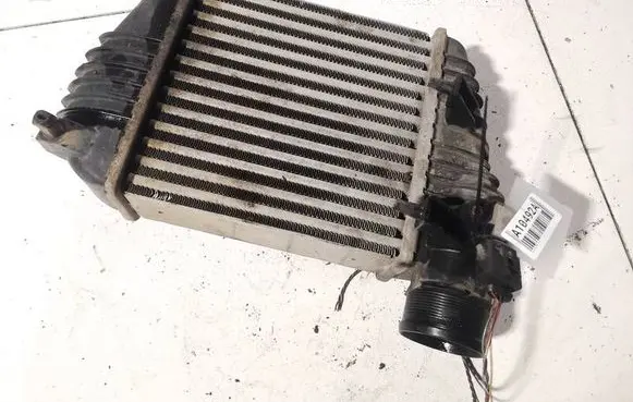 Audi A6 S6 C6 4F Intercooler radiator