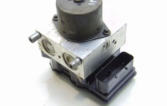 Mini One - Cooper Coupe R56 ABS Pump 67859682