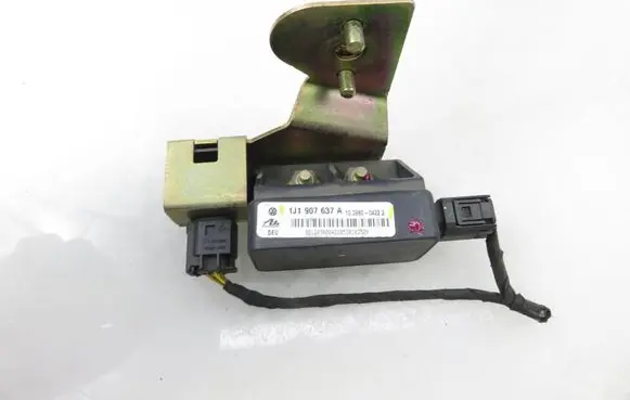 Volkswagen Golf IV ESP acceleration yaw rate sensor 1J1907637A 1J0907657A 1J0907651A