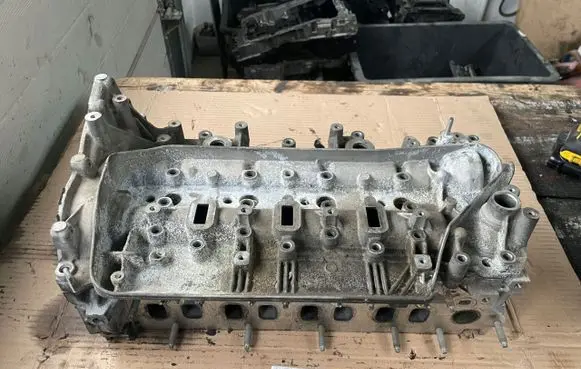 Opel Vivaro Engine head 130C05277R