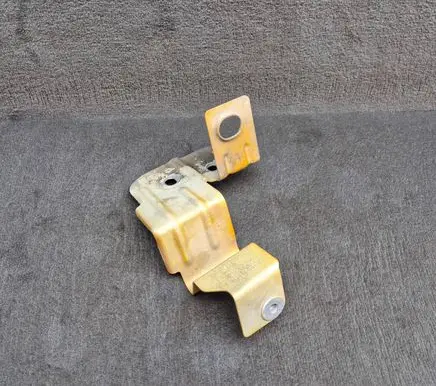 Audi Q8 Fender mounting bracket 4M8821168
