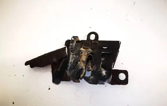Engine bonnet/hood lock/catch