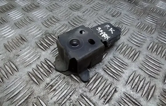 Toyota Prius+ (ZVW40) Fender mounting bracket