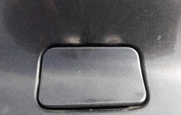 Peugeot 607 Rear bumper row hook cap/cover 
