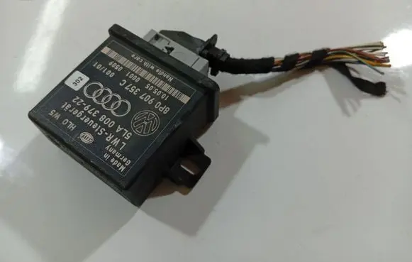 Audi A6 S6 C6 4F Light module LCM 5LA00837922