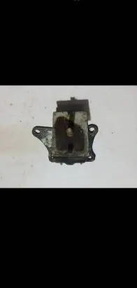 Ford Ranger Engine mount bracket FOMOCO