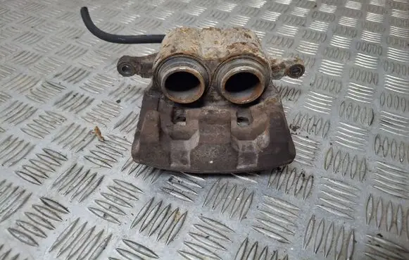 Nissan X-Trail T30 Front brake caliper