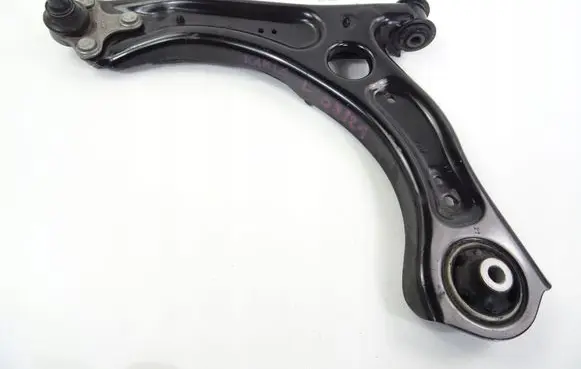 Skoda Kamiq Front lower control arm/wishbone 2Q0407151D