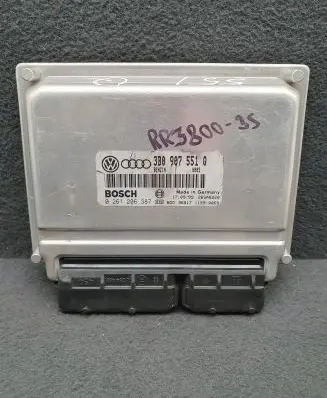 Audi A4 S4 B5 8D Engine control unit/module 3B0907551Q 0261206387