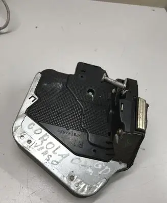 Toyota Corolla Verso E121 Loading door lock 