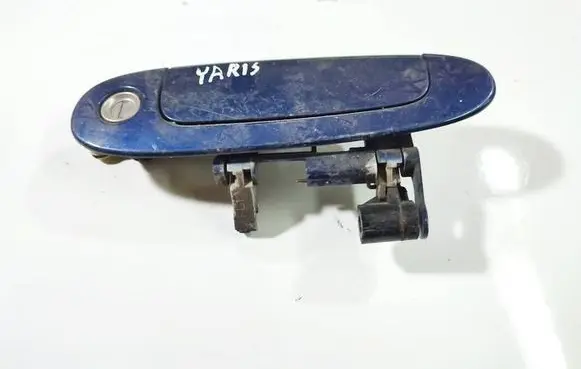 Toyota Yaris Front door exterior handle L560